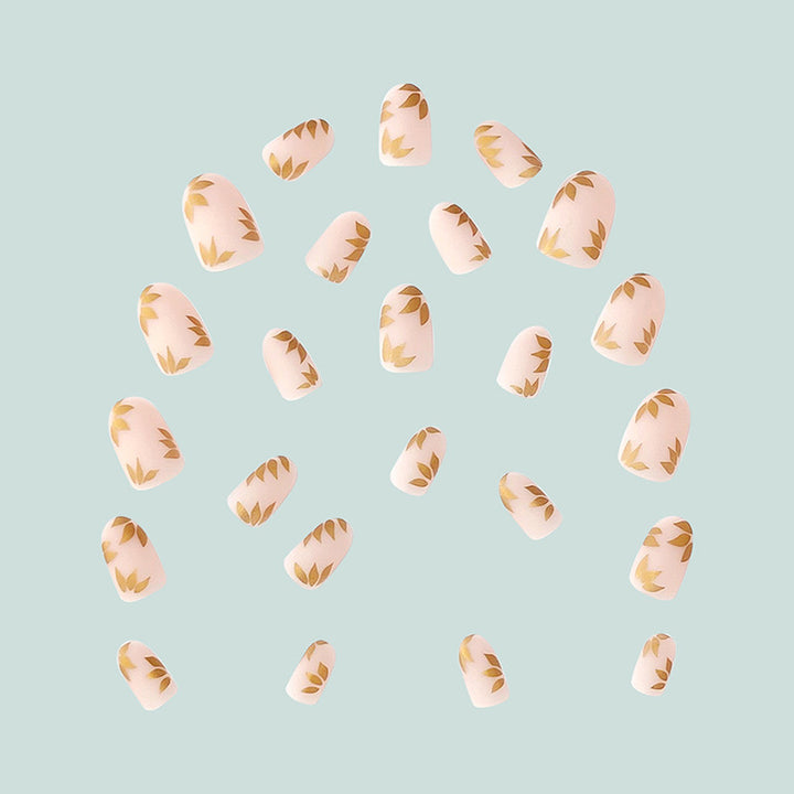 Elegant Gold Leaf Nail Art Stornfield