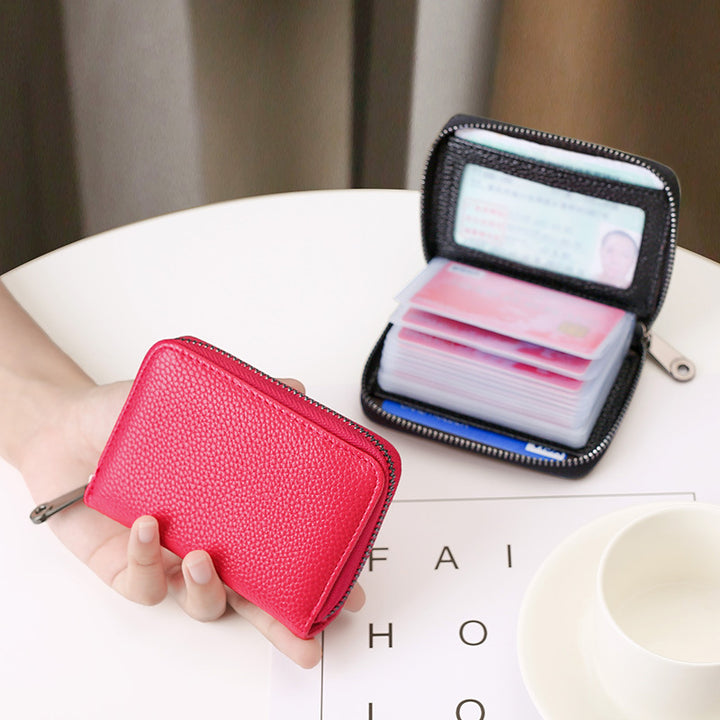 Compact Zippered Card Holder Stornfield
