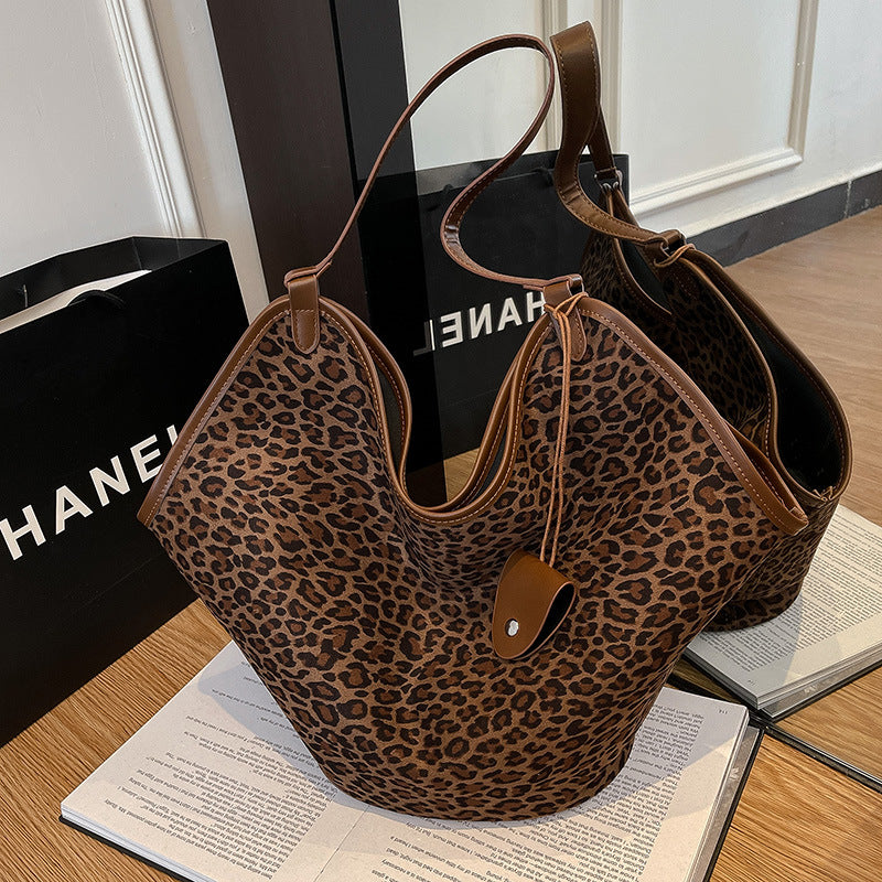 Suede Hobo Bag Stornfield