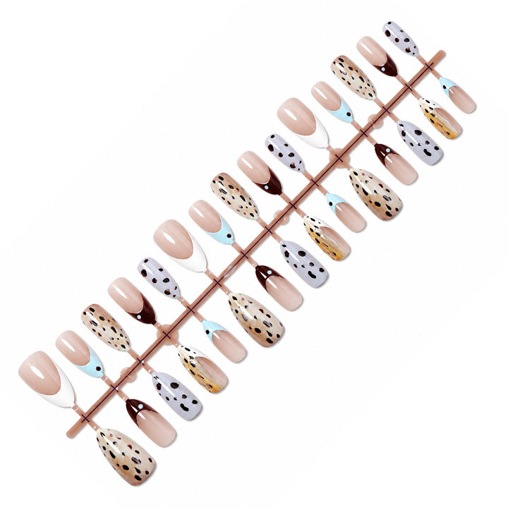 Fashionable animal print artificial nail set Stornfield