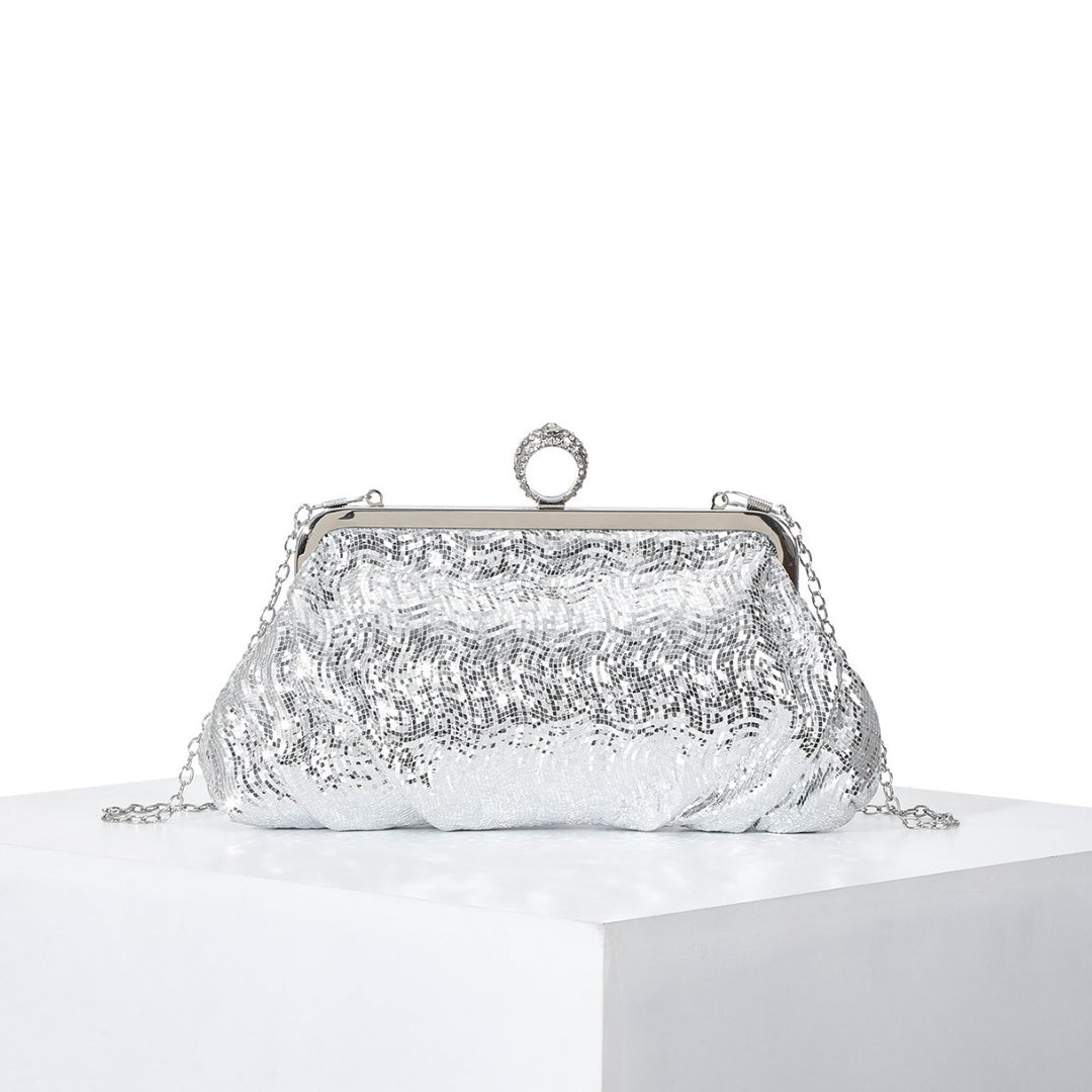 Vintage-Inspired Textured Evening Clutch
