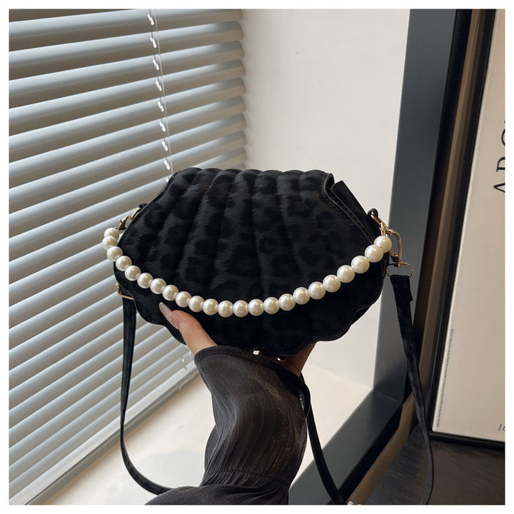 Elegant Shell-Shaped Crossbody Bag Stornfield