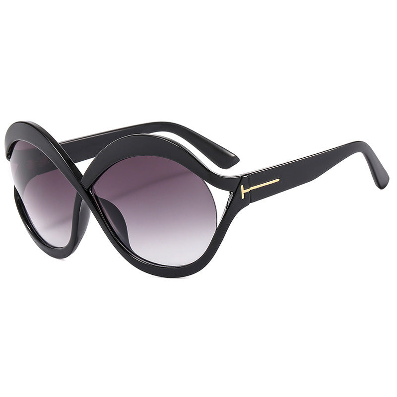 Ladies extravagant shaped sunglasses Stornfield