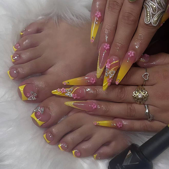 Glamorous and artistic stiletto false nails Stornfield