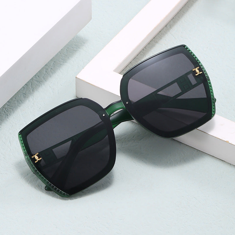 Ladies square sunglasses with high-quality frame and UV protection Stornfield