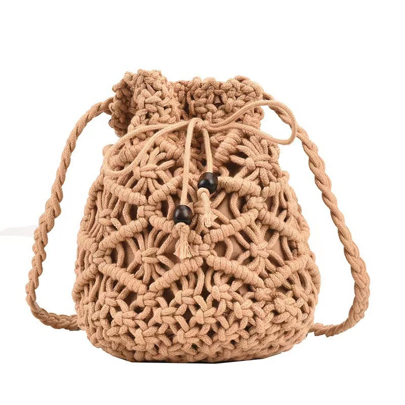 Hand-knotted shoulder bag in playful animal design Stornfield