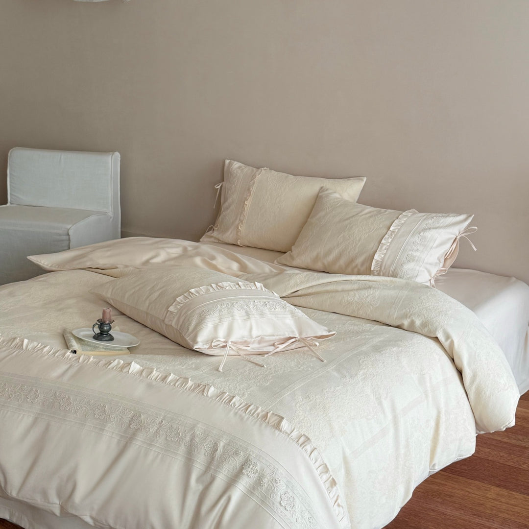 Luxury Jacquard Ruffled Duvet Cover Set with Tie-Closure Pillow Shams