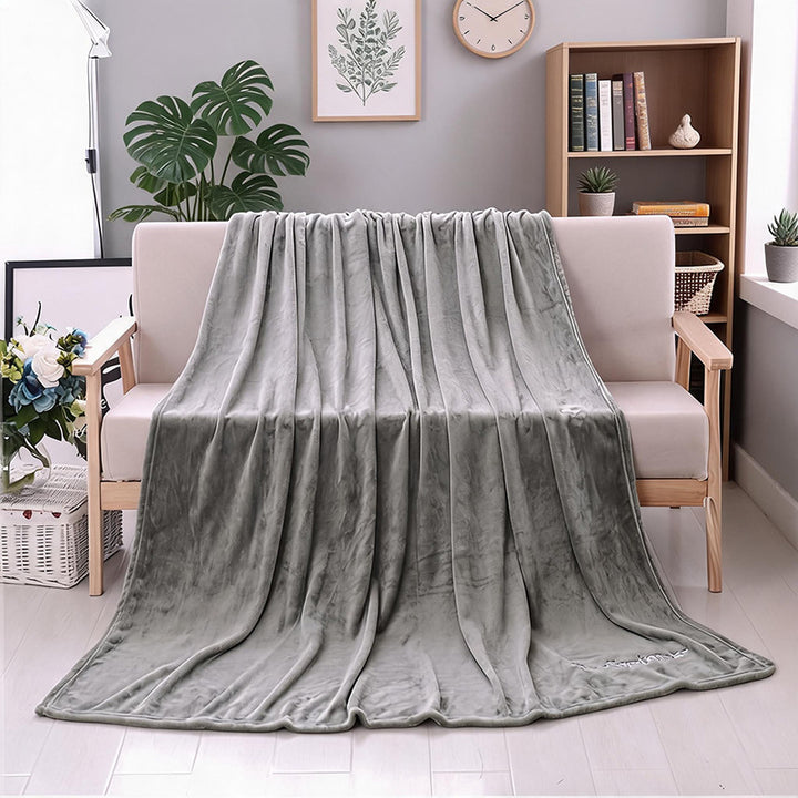 Women's Luxurious Blanket from Particularly Soft Microfiber Stornfield
