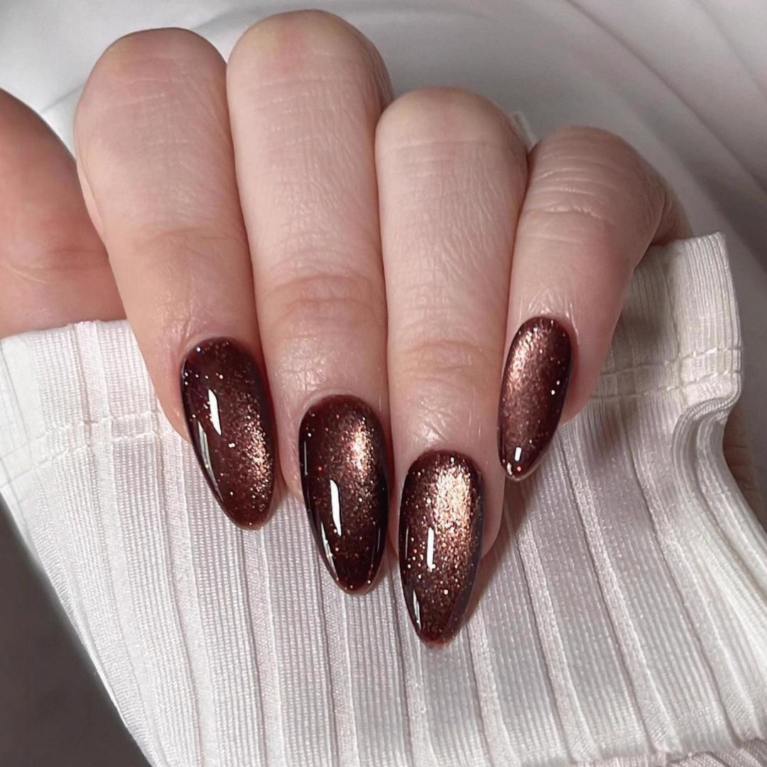 Glamorous artificial nails with elegant glitter finish Stornfield