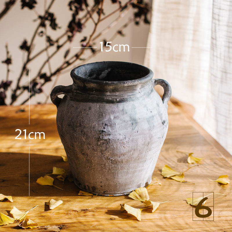Rustic ceramic pot with handmade design Stornfield