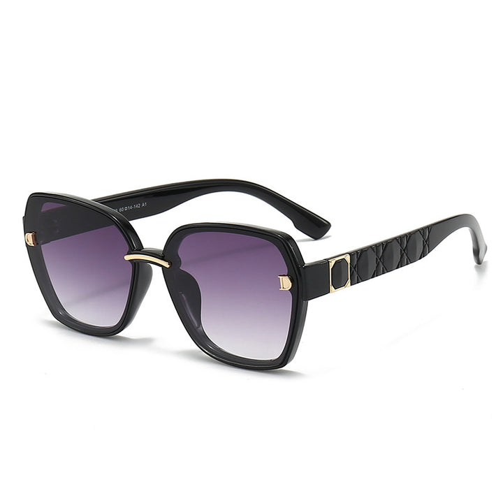 Ladies' sunglasses with a stylish, square frame and elegant details Stornfield