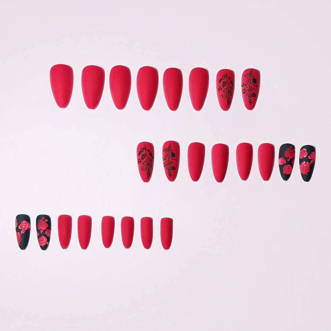 Artificial nails with elegant rose design Stornfield