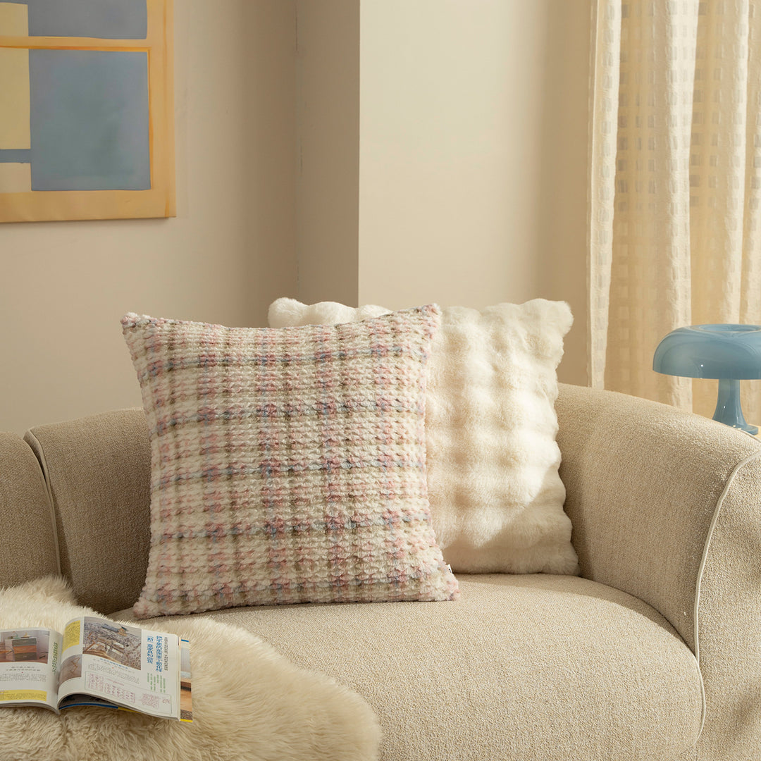 Long lumbar support cushion with patterned bouclé surface and plush trim Stornfield