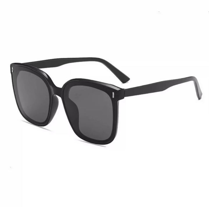 Fashion-Forward Oversized Butterfly Sunglasses Stornfield