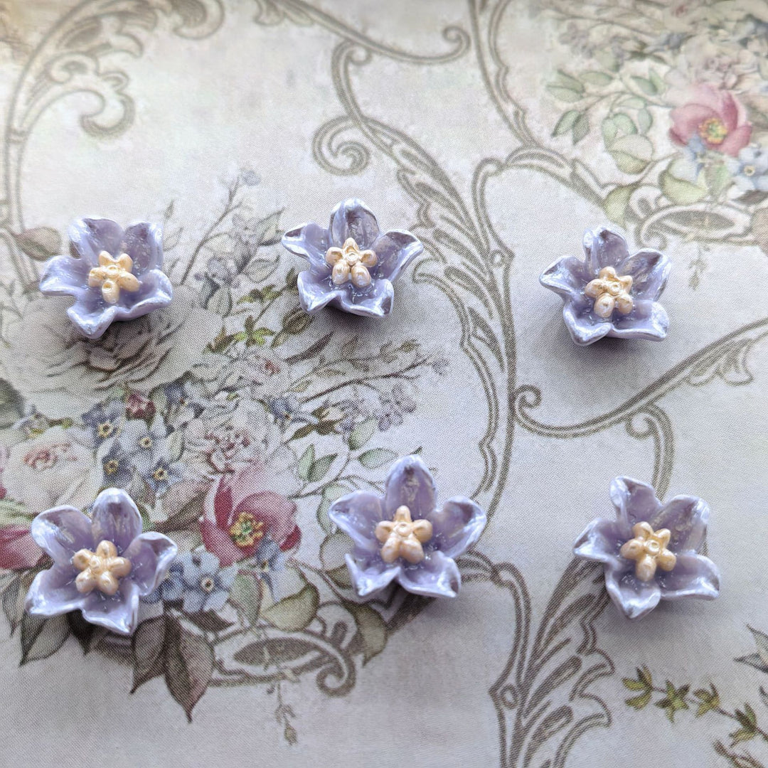 Decorative flower appliqués Stornfield