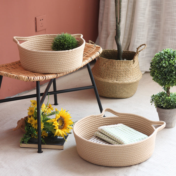 Decorated basket with practical handles Stornfield