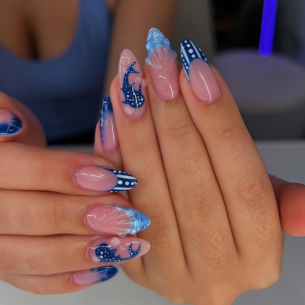 Creative art nails in maritime style Stornfield