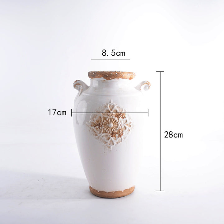 Elegant ceramic vase with decorative pattern Stornfield