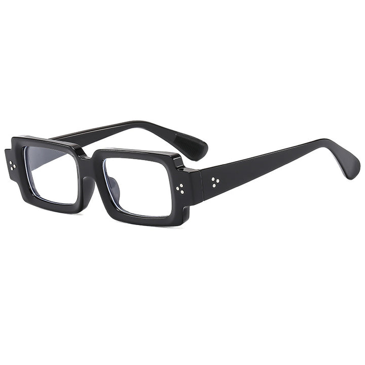 Women Fashionable oversized sunglasses with futuristic design Stornfield