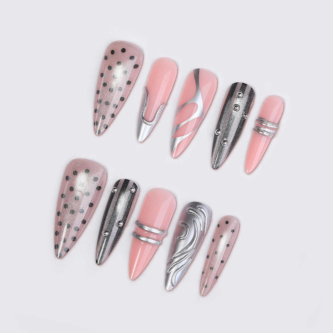 Artificial nail set with luxurious 3D designs and elegant accents Stornfield