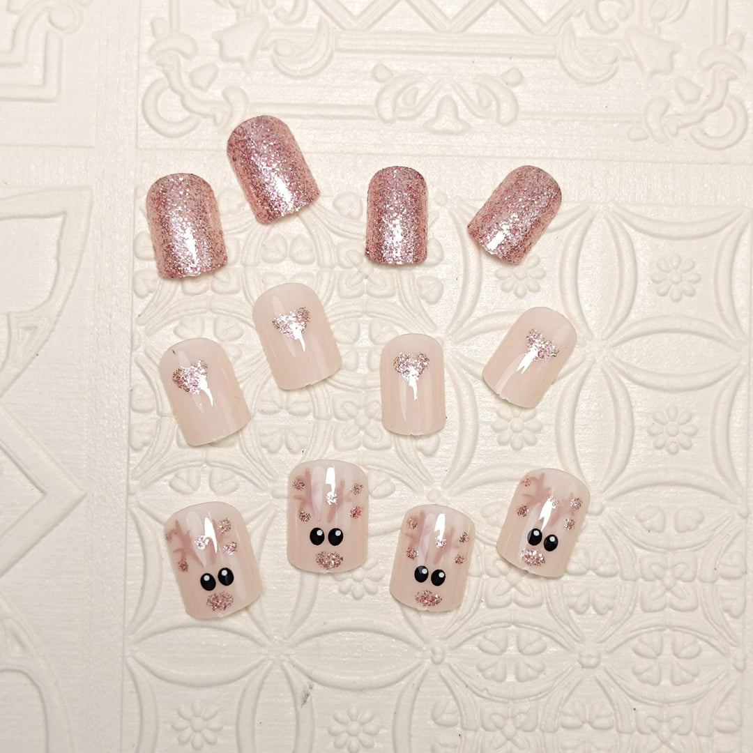 Artistic Holiday-Themed Press-On Nail Set Stornfield