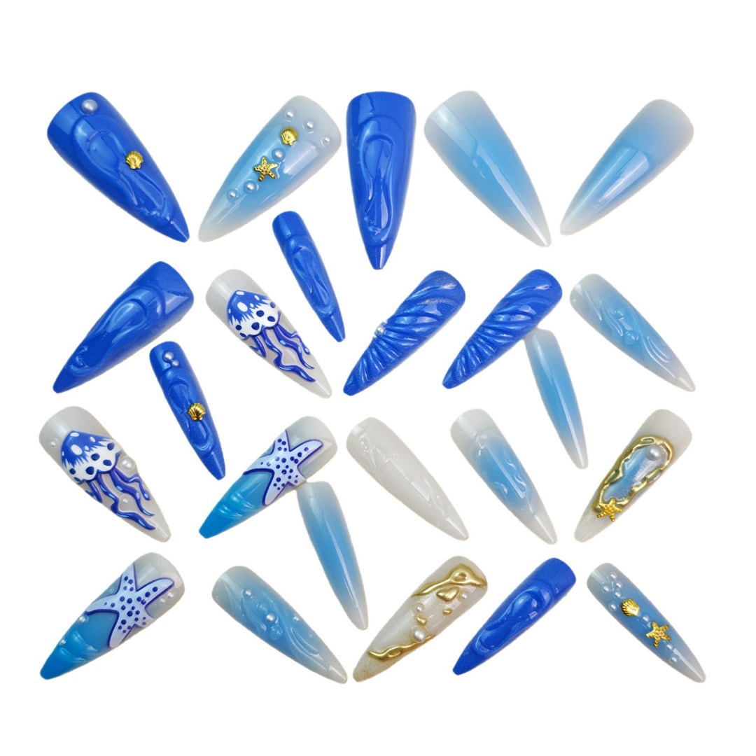 Exclusive artificial nails with maritime design Stornfield