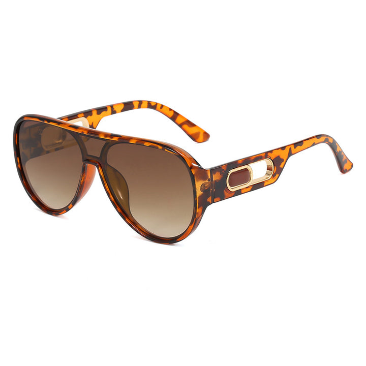 Ladies Elegant Oversize Sunglasses with Designer Details Stornfield