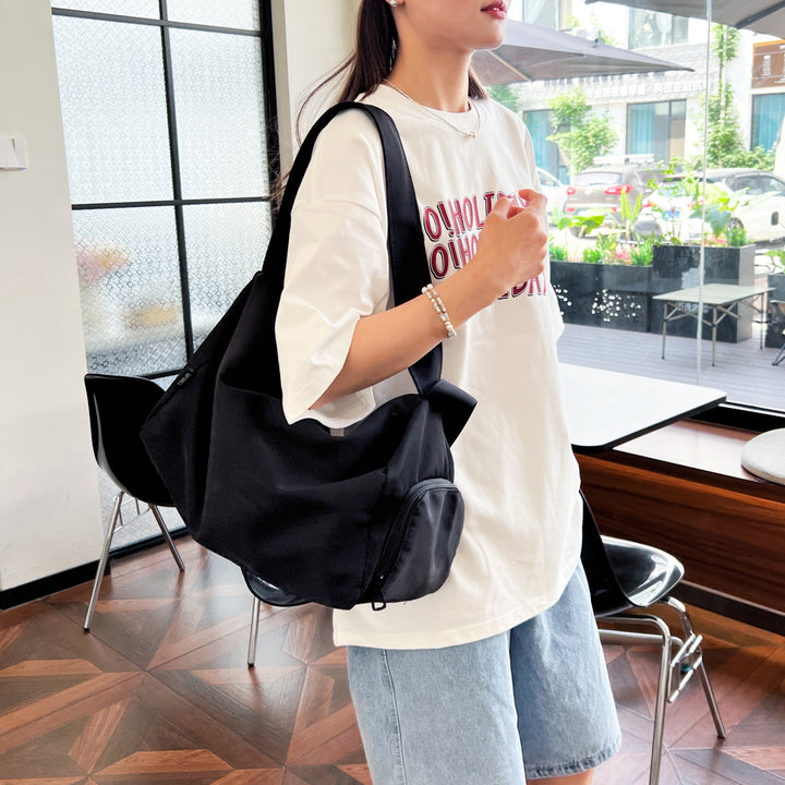 Everyday bag with spacious interior and detachable shoulder strap Stornfield