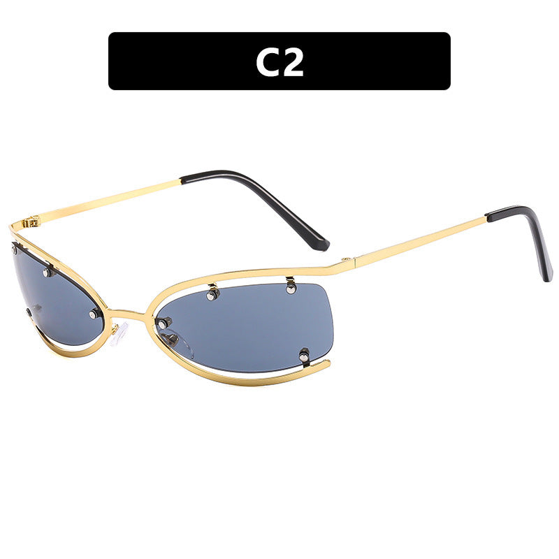 Women's fashionable sunglasses with elegant frame structure and trendy lenses Stornfield