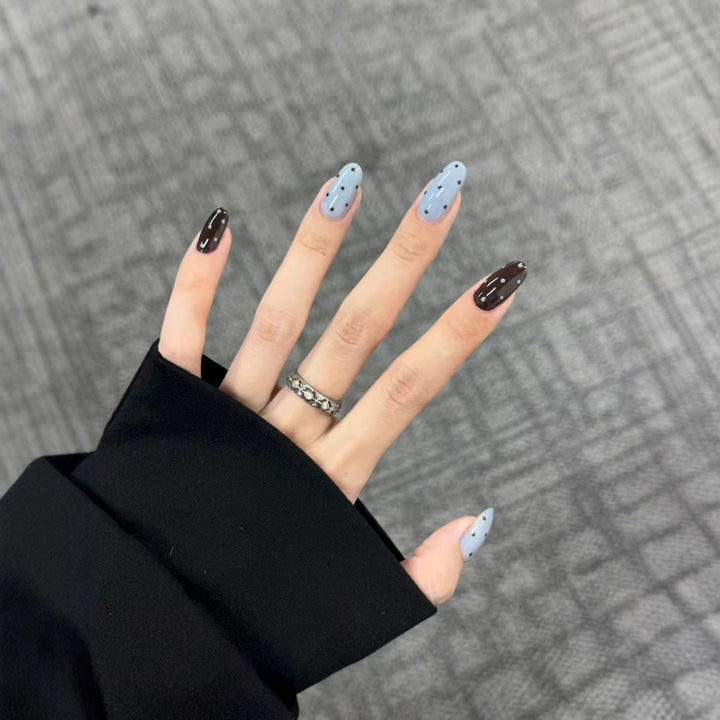 Artistic Nail Art Tips