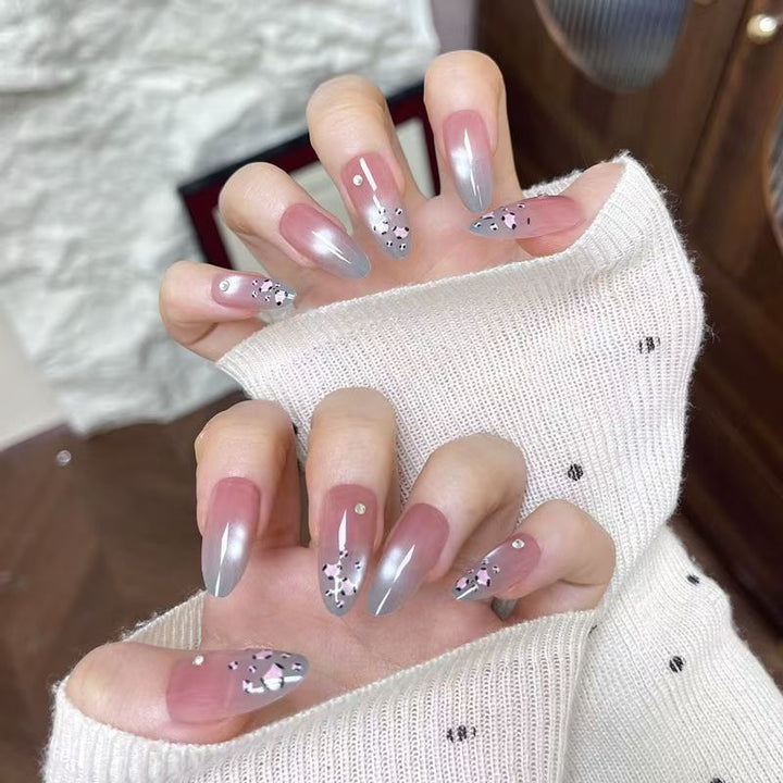 Elegant Press-On Nail Set with Glossy Finish Stornfield