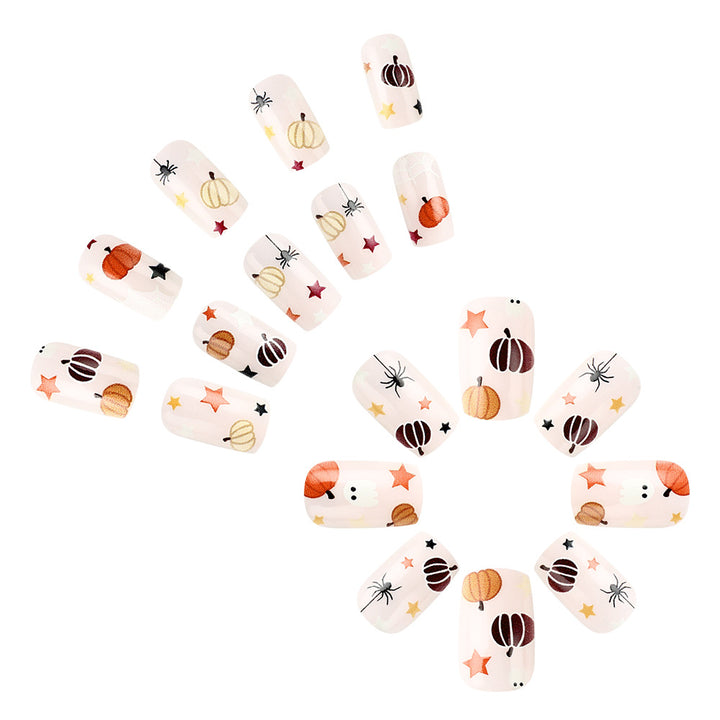 Halloween-Themed Nail Art Stornfield