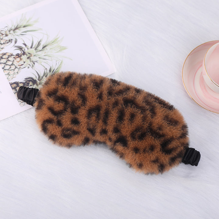 Women's cuddly faux fur sleep mask with heart-embossed surface and gathered comfort band Stornfield
