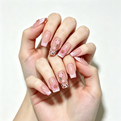Floral Decorative Nail Tips Stornfield