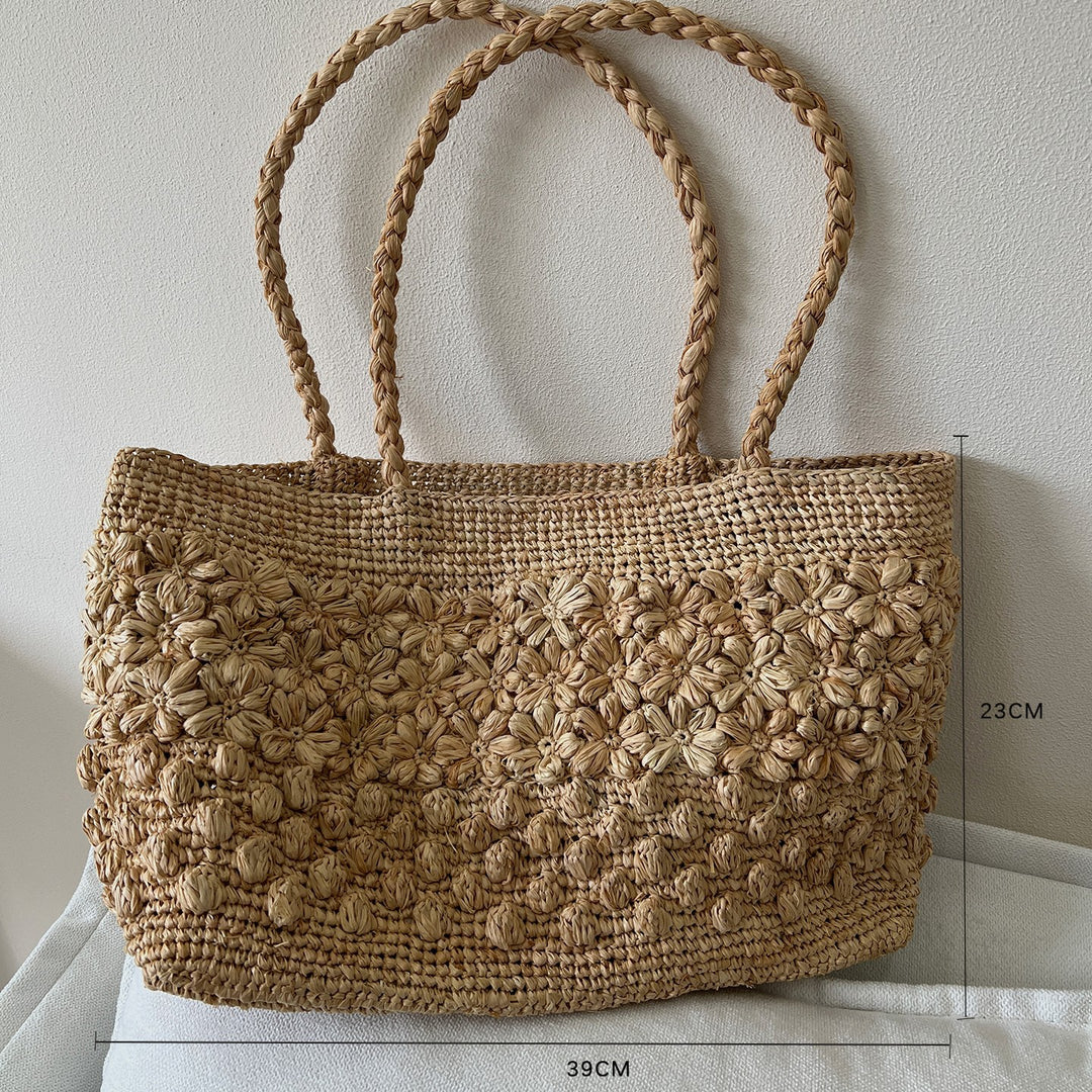 Handmade straw bag with fashionable striped pattern Stornfield