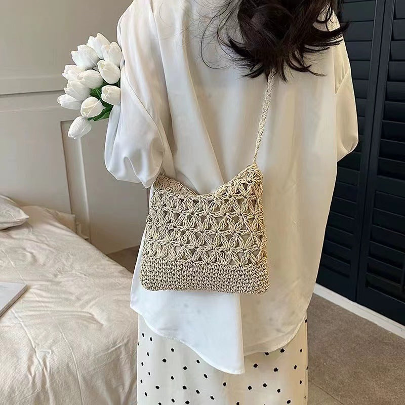 Crocheted Shoulder Bag Made of Natural Material Stornfield