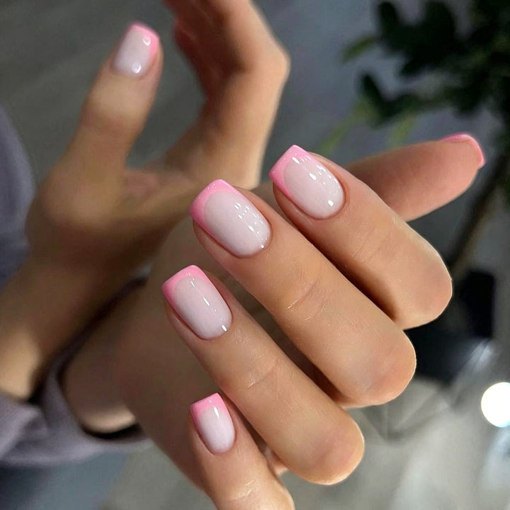 Elegant Ombre French Tip Nail Set Stornfield