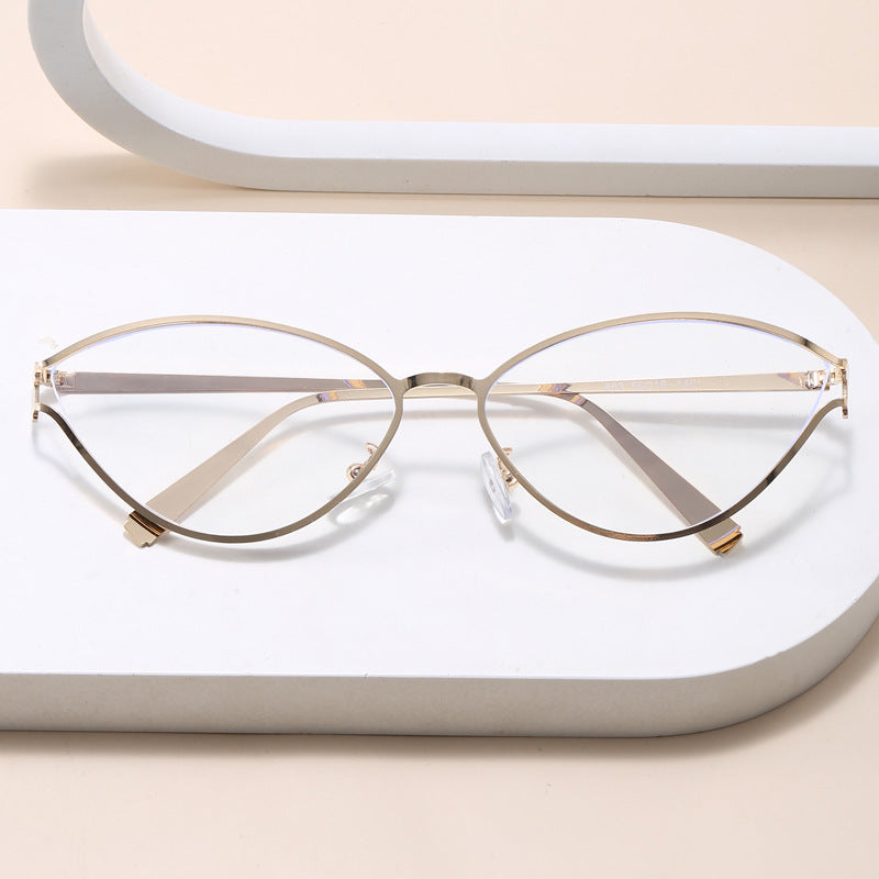 Fashionable Cat-Eye Sunglasses with Thin Metal Frame Stornfield