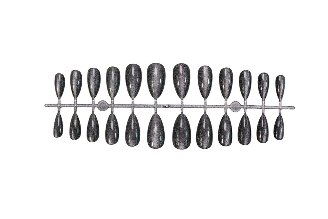 Acrylic nail set with stylish design Stornfield