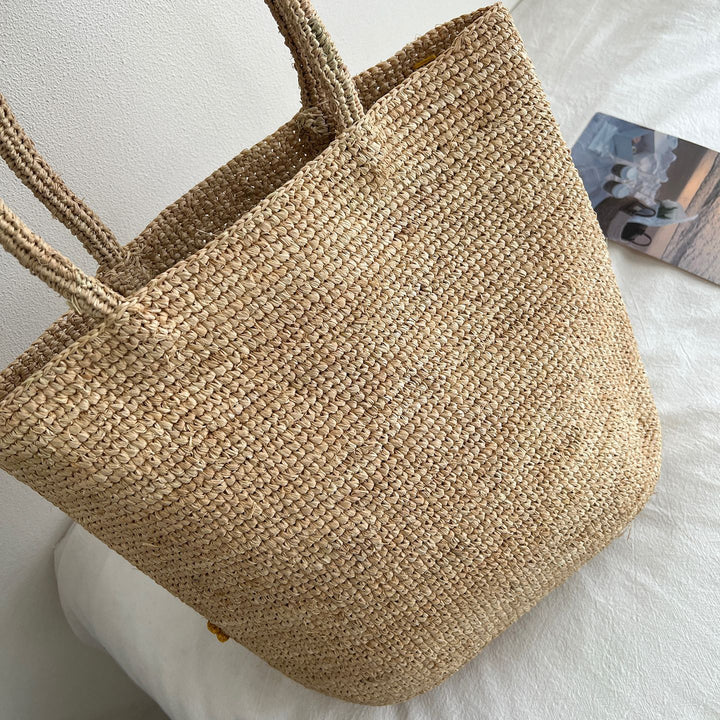 Handmade straw bag with floral embroidery design Stornfield