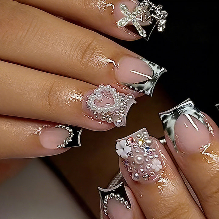 Artificial nail set with detailed 3D beads and glamorous design Stornfield