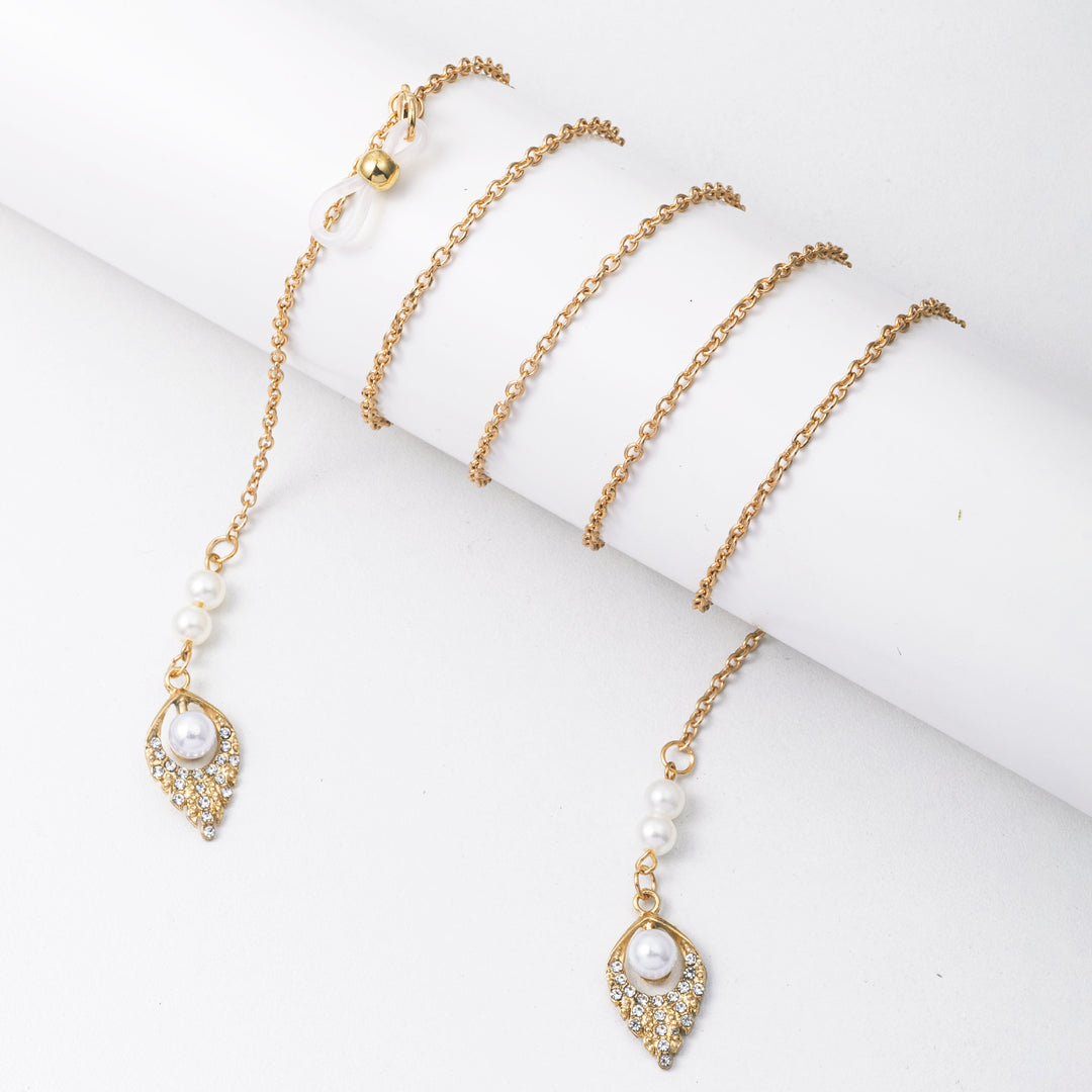 Elegant Dangle Pearl Earrings with Chain Stornfield