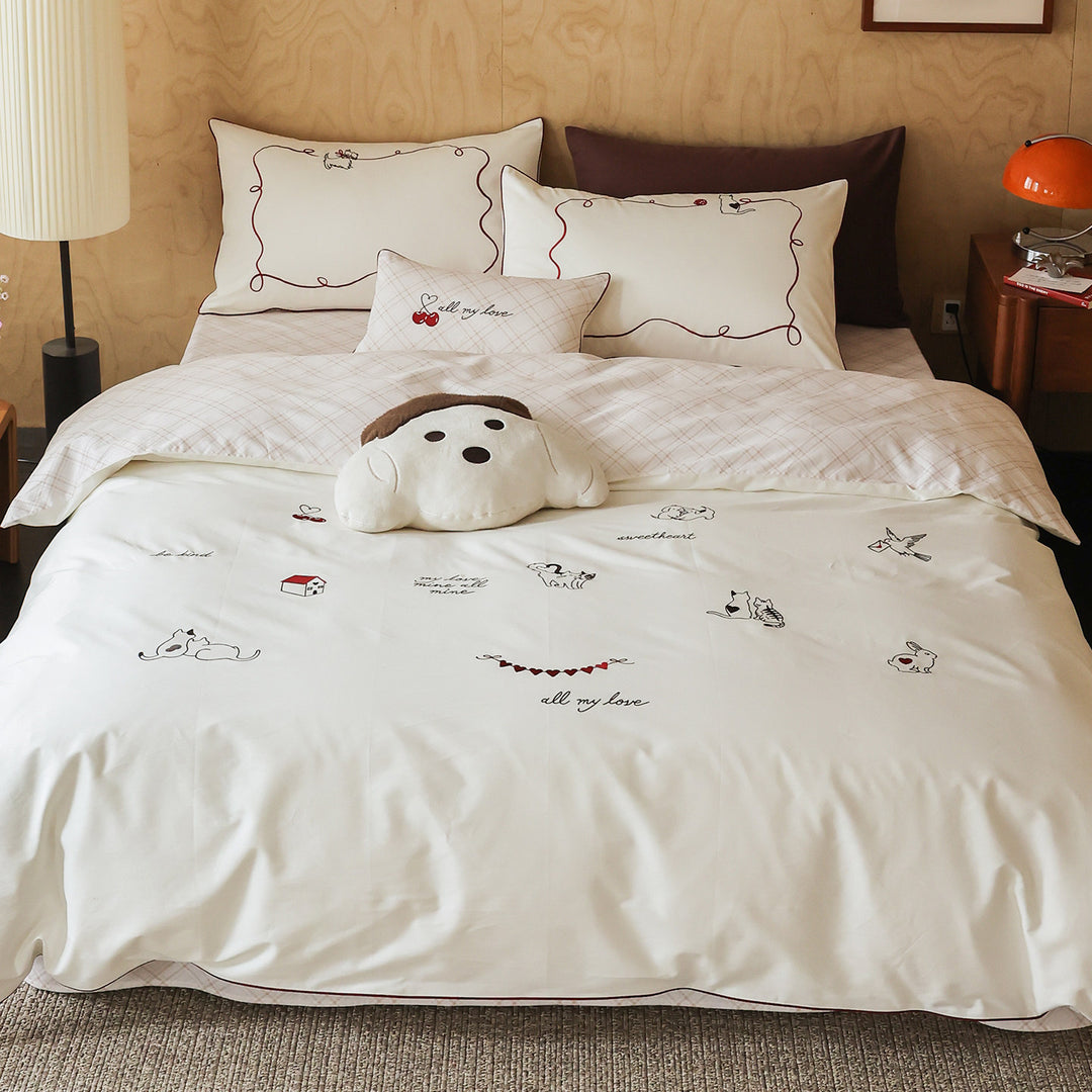 Embroidered Dog Appliqué Cotton Duvet Cover Set with Reversible Striped Panel & Pillowcases