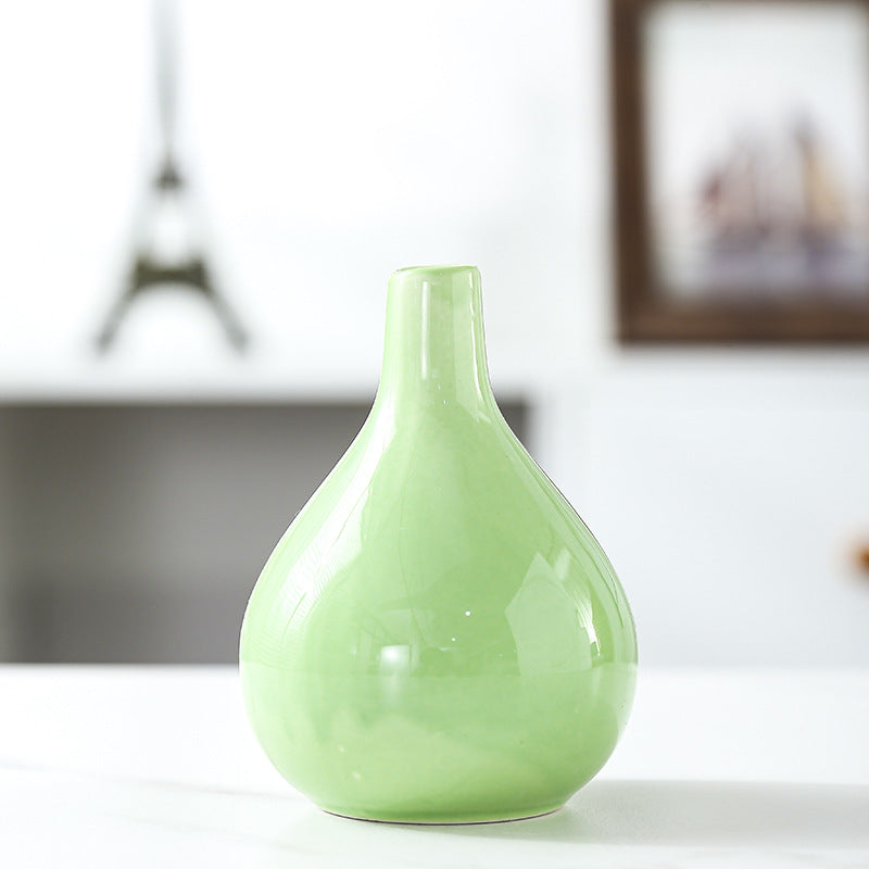 Modern Ceramic Teardrop Vase Stornfeild