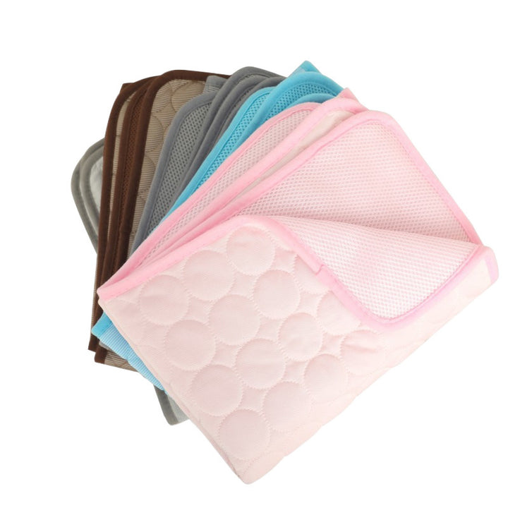 Unisex waterproof and non-slip pet mat Stornfield