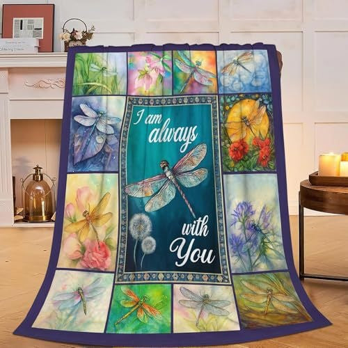 Fun Tropical Pineapple-Themed Fleece Throw Blanket