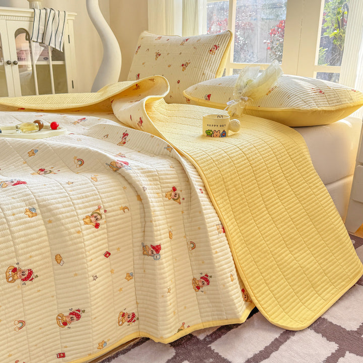 Heart Pattern Quilted Bedspread