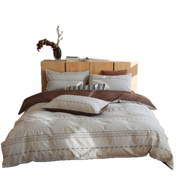 Reversible duvet cover set made of organic cotton in linen look with decorative eyelet embroidery