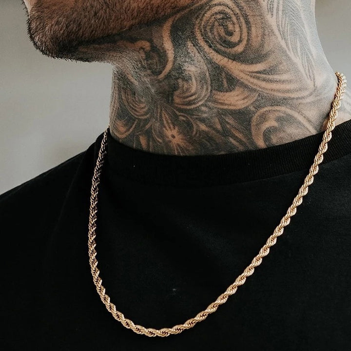 Twisted Rope Chain Necklace Stornfield