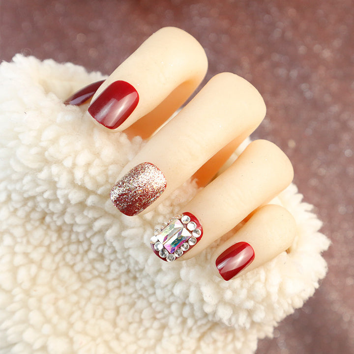 Glamorous Press-On Nail Set with Glitter and Rhinestone Accents Stornfield